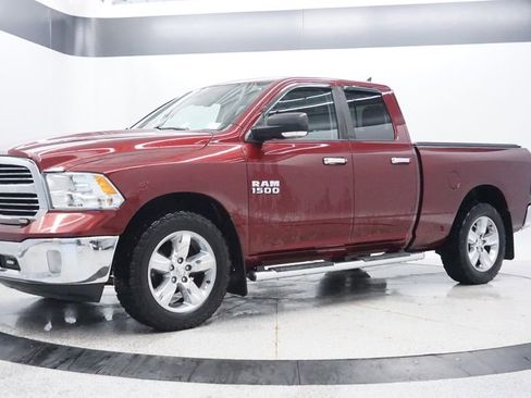 Used 2017 RAM 1500 Big Horn image 2