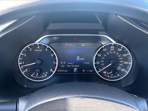 Used 2019 Nissan Murano S image 18