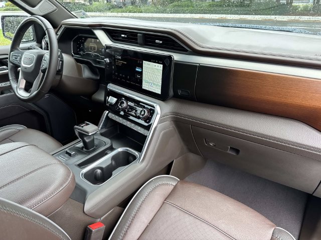 Used 2025 GMC Sierra 1500 Denali AWD/4WD image 13