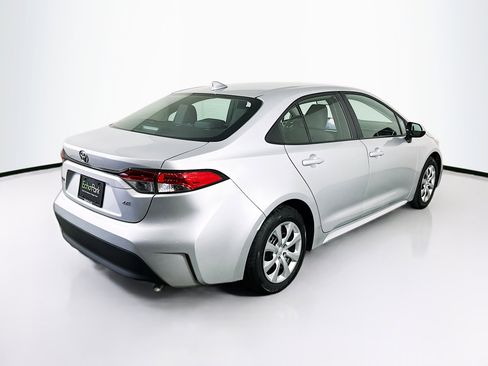 Used 2025 Toyota Corolla LE image 9