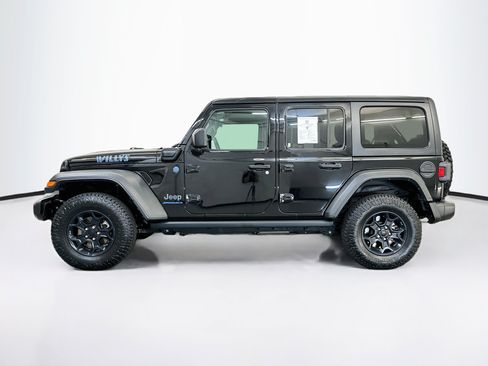 Used 2023 Jeep Wrangler Unlimited w/ Cold Weather Group AWD/4WD image 4