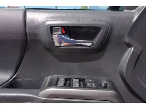 Certified 2023 Toyota Tacoma TRD Sport w/ Advanced Technology Package AWD/4WD image 11