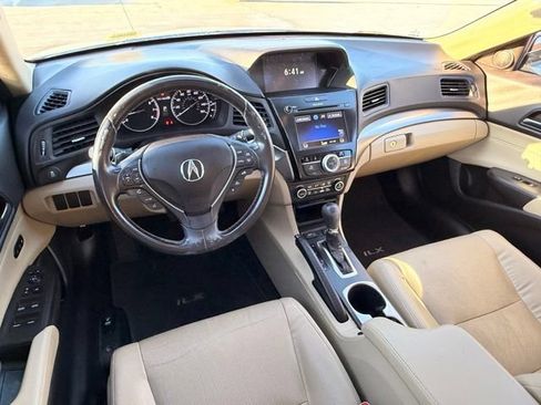 Used 2016 Acura ILX FWD image 7