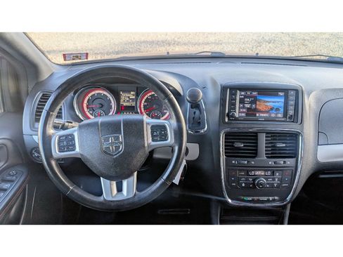 Used 2019 Dodge Grand Caravan GT image 27