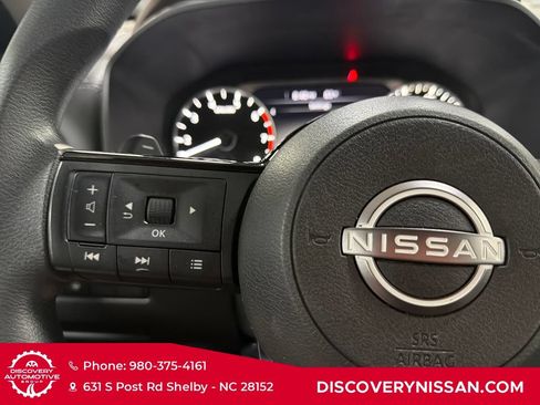 Certified 2023 Nissan Rogue SV FWD image 22