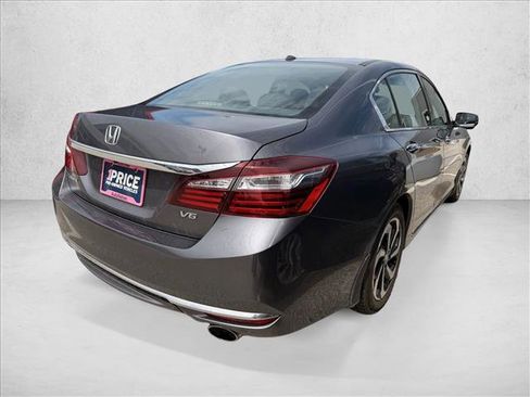 Used 2017 Honda Accord EX-L image 3