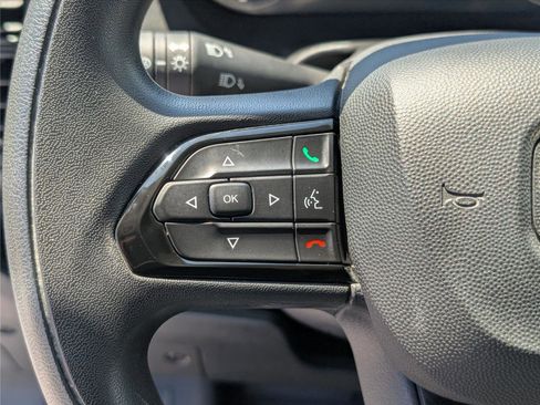 Used 2024 RAM ProMaster 2500 w/ Premium Convenience Group image 19