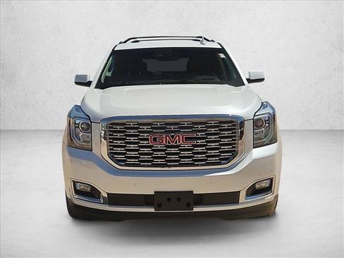 Used 2018 GMC Yukon Denali w/ Open Road Package AWD/4WD image 2