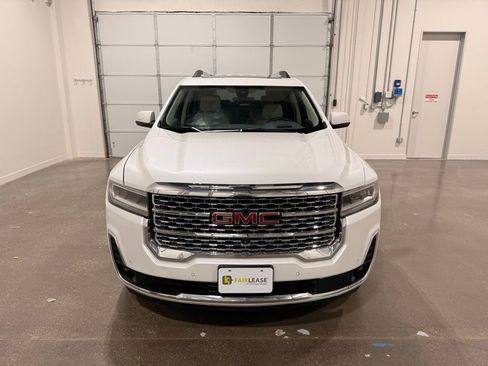 Used 2022 GMC Acadia Denali w/ Denali Ultimate Package image 2