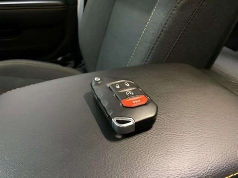 Used 2025 Jeep Wrangler Unlimited Sahara w/ Safety Group image 83