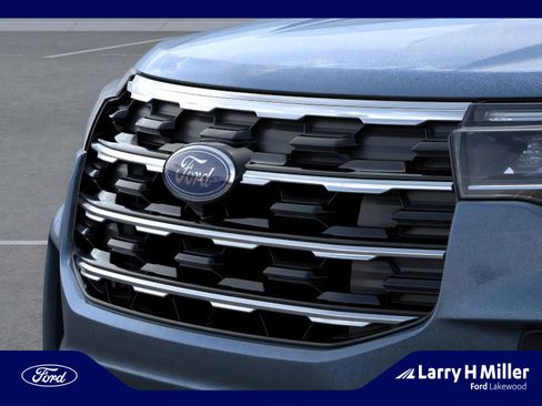 New 2026 Ford Explorer Active w/ Active Comfort Package image 17