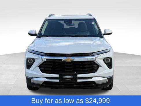 Used 2025 Chevrolet TrailBlazer LT AWD/4WD image 8