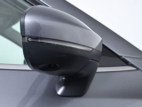 Certified 2024 Nissan Pathfinder SL image 12