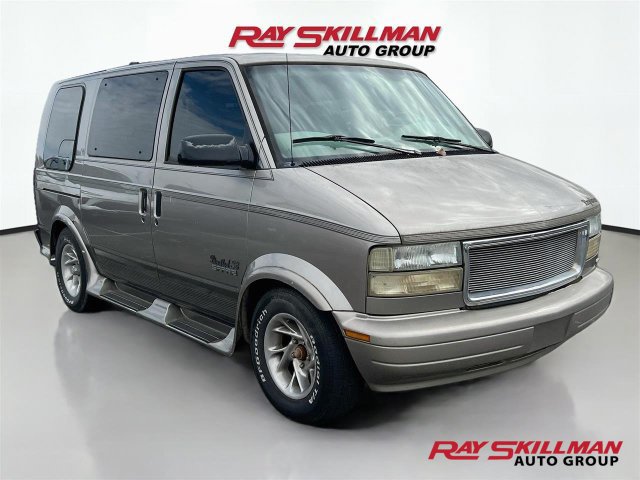 Used 2001 GMC Safari RWD image 1