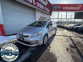 Used 2012 Toyota Prius V Five video 1