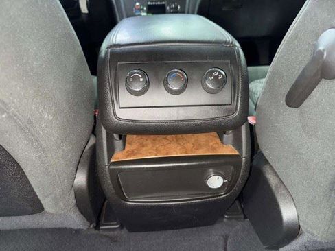 Used 2011 Buick Enclave CX FWD image 37