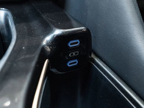 Certified 2024 Toyota Crown Limited image 31