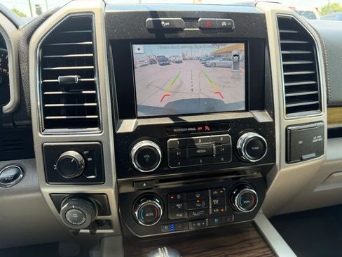 Used 2018 Ford F150 Lariat RWD image 16