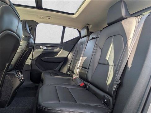 New 2026 Volvo XC40 B5 Ultra w/ Climate Package image 17