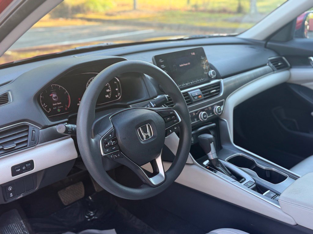 Used 2018 Honda Accord LX image 10
