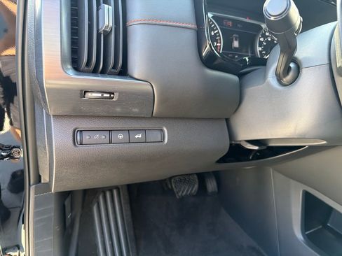 New 2026 Nissan Pathfinder Rock Creek w/ Rock Creek Premium Package AWD/4WD image 19