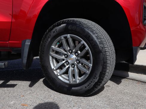 Used 2024 Chevrolet Colorado LT w/ Advanced Trailering Package image 13