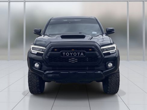 Used 2020 Toyota Tacoma TRD Sport w/ Technology Package image 8