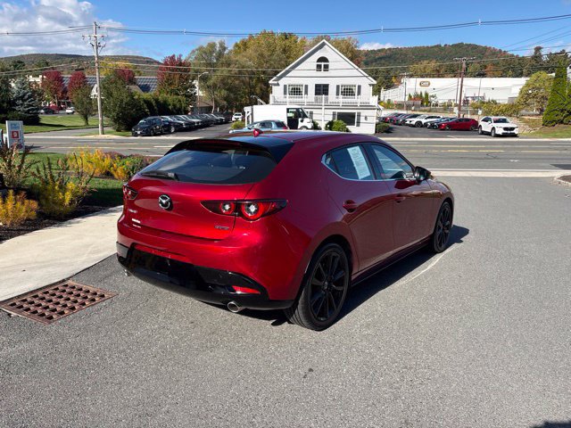 Used 2025 MAZDA MAZDA3 2.5 S Hatchback w/ Premium Pkg FWD image 8