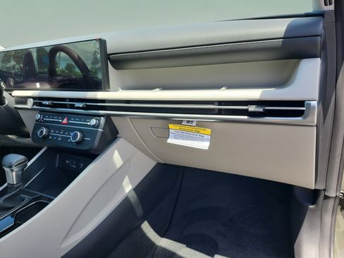 Certified 2026 Hyundai Tucson SE FWD image 21