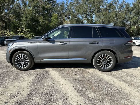 Used 2024 Lincoln Aviator Reserve AWD/4WD image 3