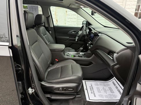 Used 2020 Chevrolet Traverse Premier AWD/4WD image 20