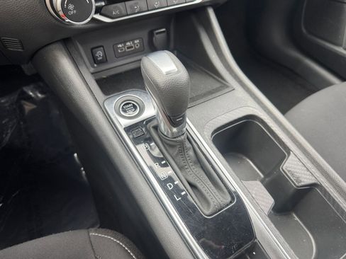 Used 2025 Nissan Sentra SV image 37