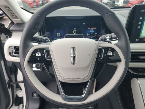 New 2026 Lincoln Aviator Reserve image 15