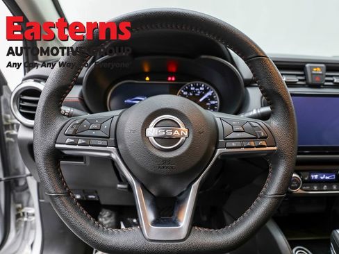 Used 2025 Nissan Versa SR w/ Trunk Package image 10