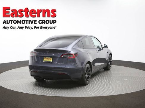 Used 2021 Tesla Model Y Long Range AWD/4WD image 34