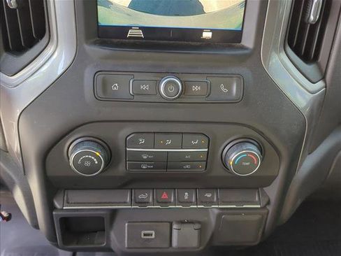 Used 2020 Chevrolet Silverado 1500 Custom w/ Custom Value Package image 19