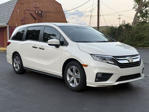 Used 2018 Honda Odyssey EX-L image 2