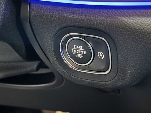 Used 2025 Mercedes-Benz GLE 350 4MATIC image 31