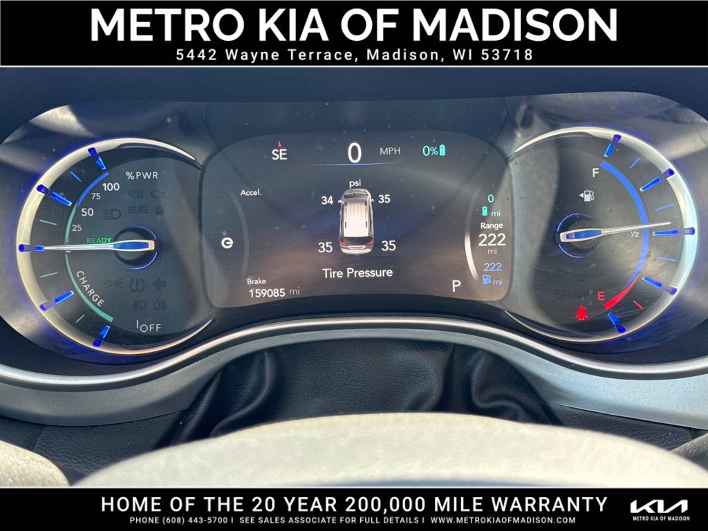 Used 2018 Chrysler Pacifica Touring Plus FWD image 22