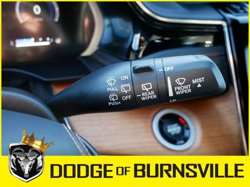 Used 2023 Jeep Grand Cherokee Summit image 28