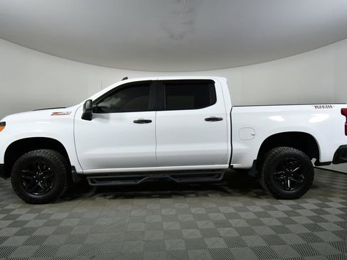 Used 2023 Chevrolet Silverado 1500 Custom Trail Boss AWD/4WD image 16