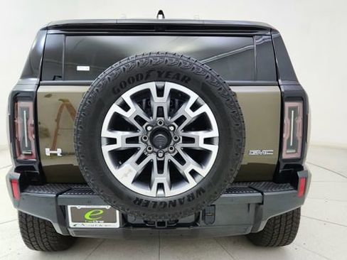 Used 2025 GMC Hummer EV 2X w/ LPO, Cargo Utility Package image 5