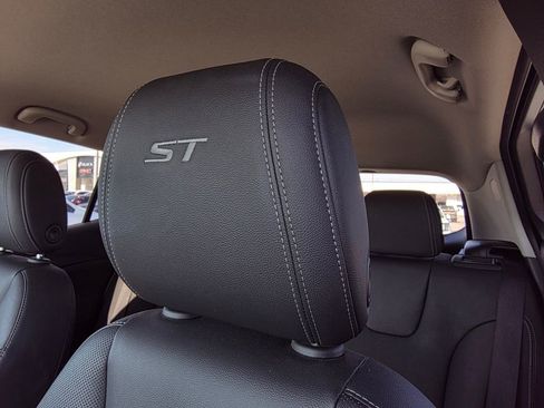 Used 2024 Buick Encore GX Sport Touring w/ Comfort Package image 22