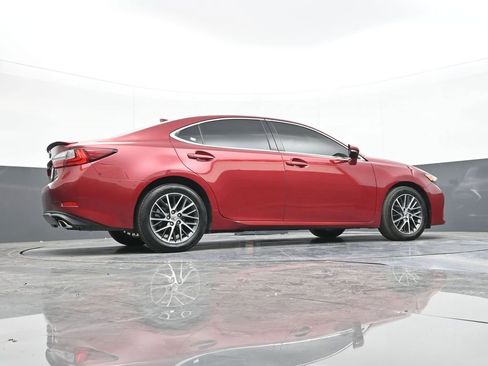 Used 2017 Lexus ES 350 w/ Luxury Package FWD image 43