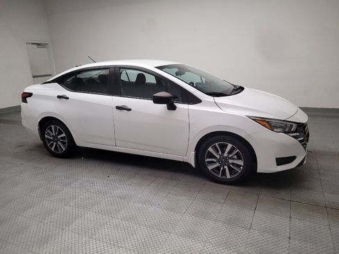 Used 2025 Nissan Versa S w/ S Plus Package FWD image 11