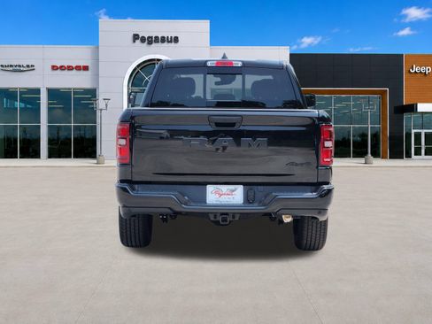 New 2026 RAM 1500 Express AWD/4WD image 8