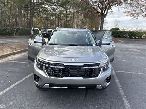 Certified 2025 Kia Seltos S image 10