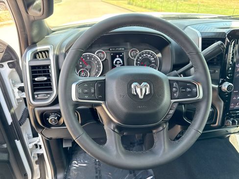 Used 2026 RAM 2500 Big Horn AWD/4WD image 14