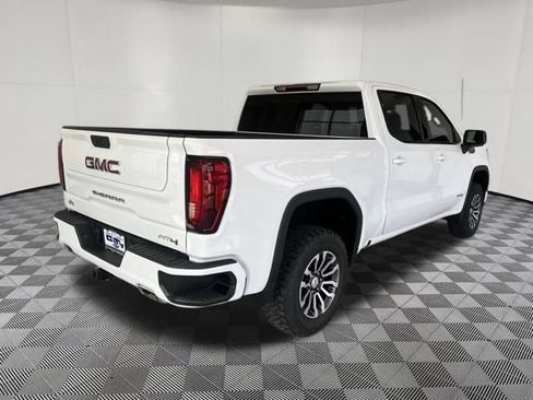 Used 2022 GMC Sierra 1500 AT4 AWD/4WD image 10