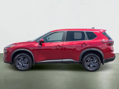 Used 2026 Nissan Rogue SV FWD image 3